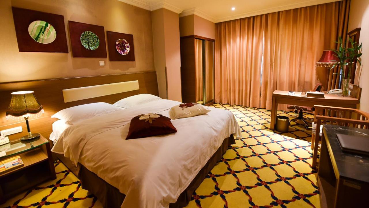 Bremen Holiday Hotel Харбин Экстерьер фото